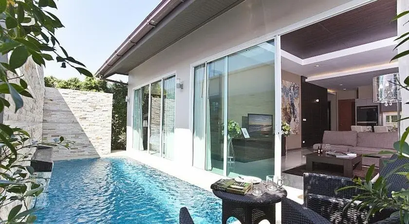 Паттайя: Villa Elysia No. B01