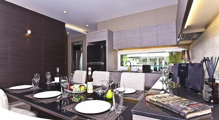Паттайя: Villa Elysia No. B01