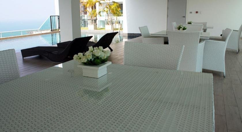 Паттайя: The View Cozy Beach Condominium