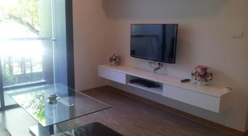 SixtySix Condominium — фото 1