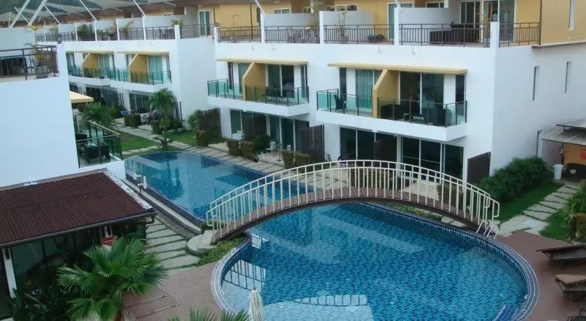 Кату: Townhouse Phuket