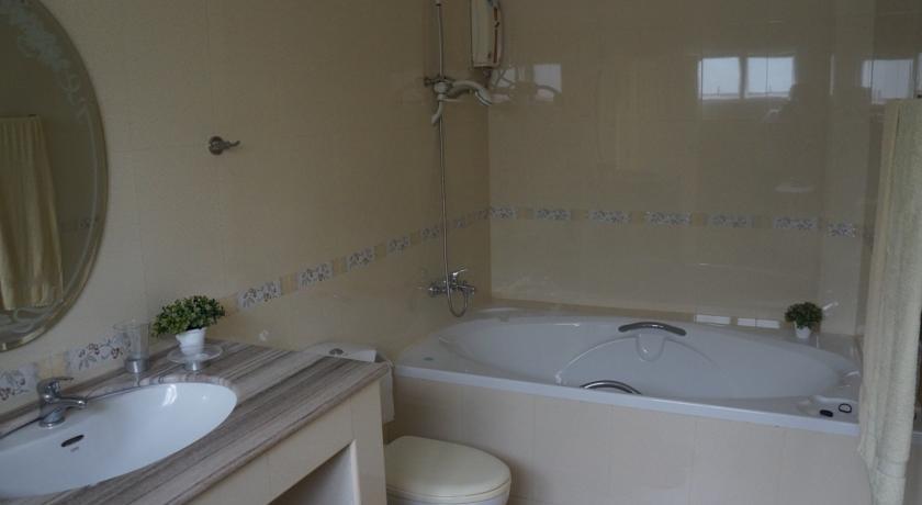 Бангламунг: 3-Bedroom Villa - Jomtien Beach