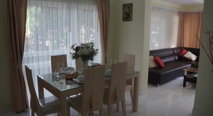 Бангламунг: 3-Bedroom Villa - Jomtien Beach