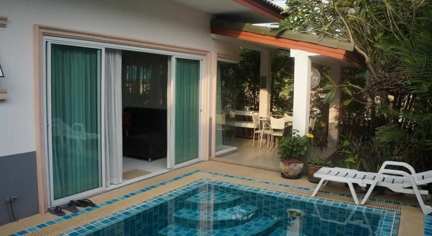 Бангламунг: 3-Bedroom Villa - Jomtien Beach