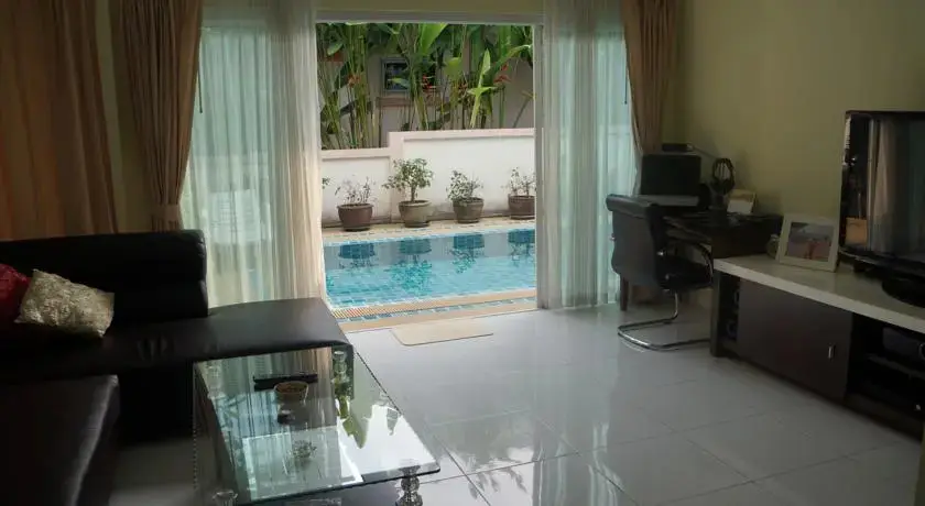 Бангламунг: 3-Bedroom Villa - Jomtien Beach