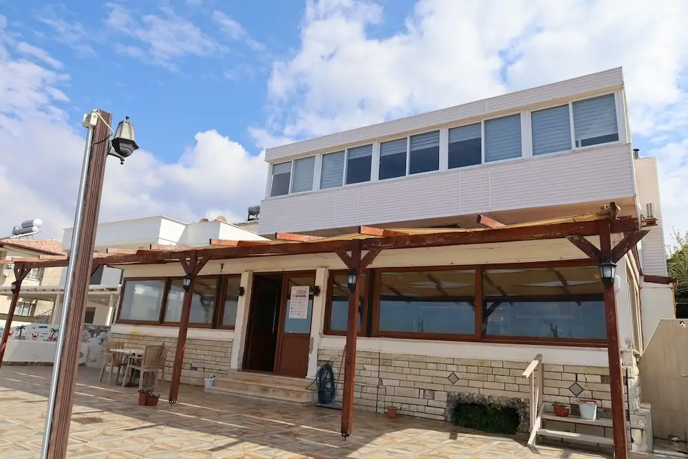 Эдремит: Demir Otel & Restaurant