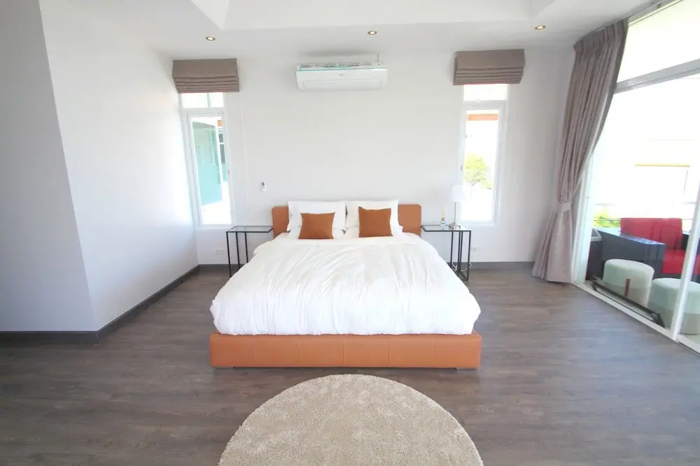 Хуахин: Phu Montra Luxury Sea View Mansion