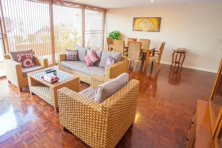 Паттайя: Jomtien Panchalae Apartment