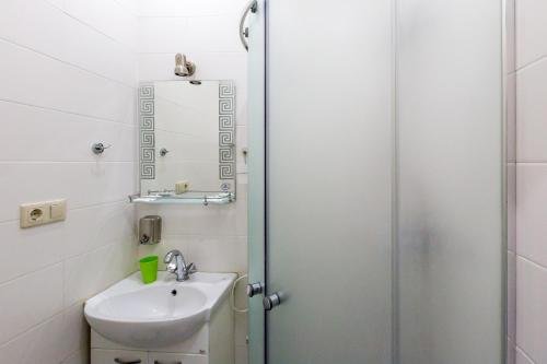 Сочи: Bright apartment by the sea