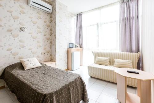 Сочи: Bright apartment by the sea