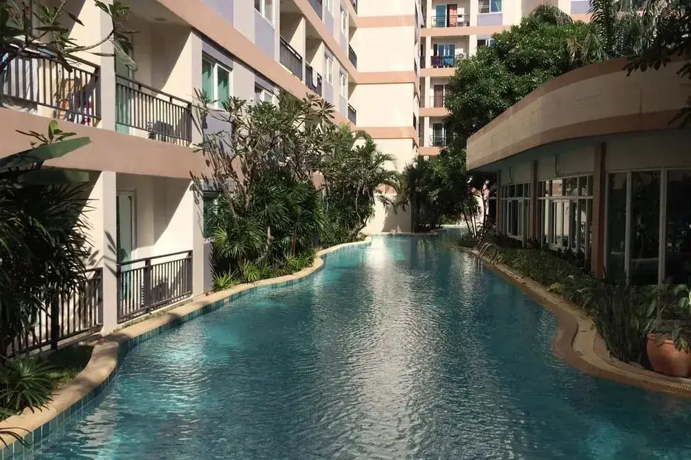 Паттайя: Park Lane Condominium and Resort
