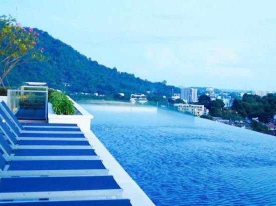 Муанг: Duplex Height Phuket & Rooftop Swimming Pool