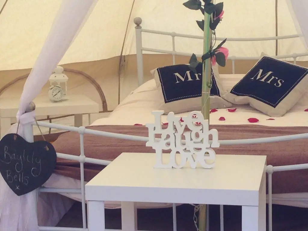 Чаам: Cha Am Canvas Camping