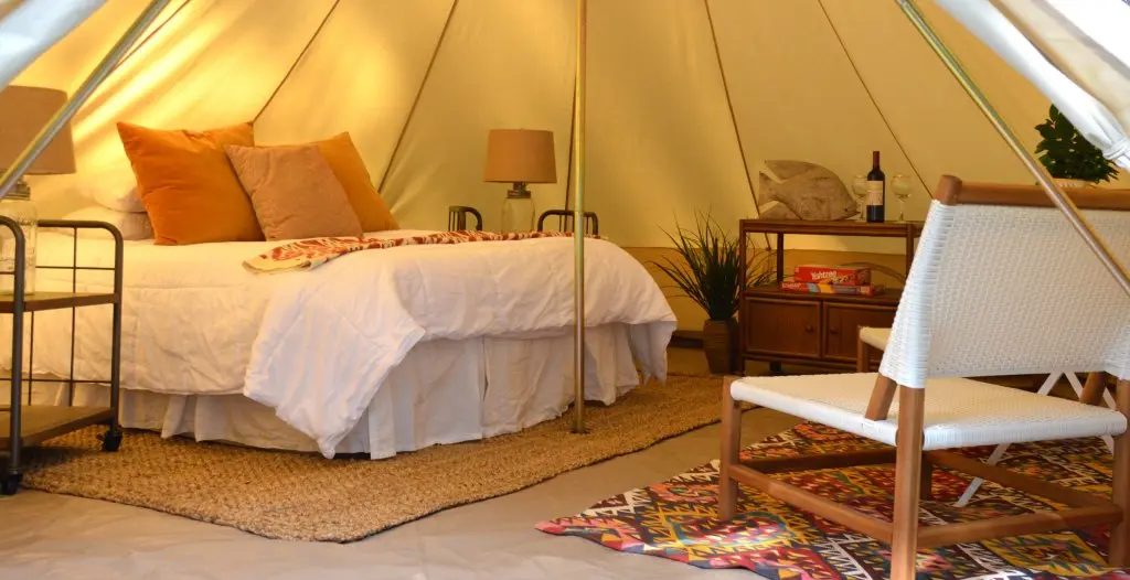 Чаам: Cha Am Canvas Camping