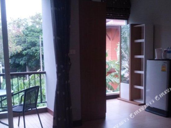 Муанг: Oui's Garden Home