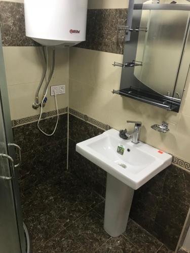 Баку: Apartment on Hasan Seyidbeyli 28