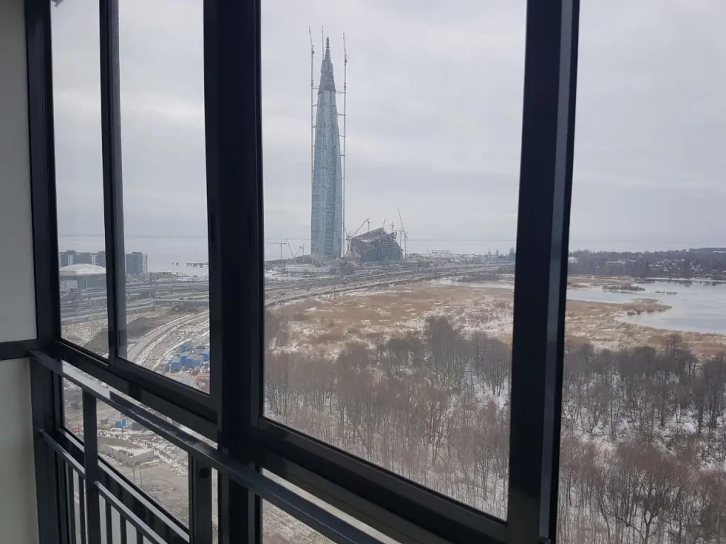 Санкт-Петербург: On Mebelnaya 49 92 18 Etazh Apartments