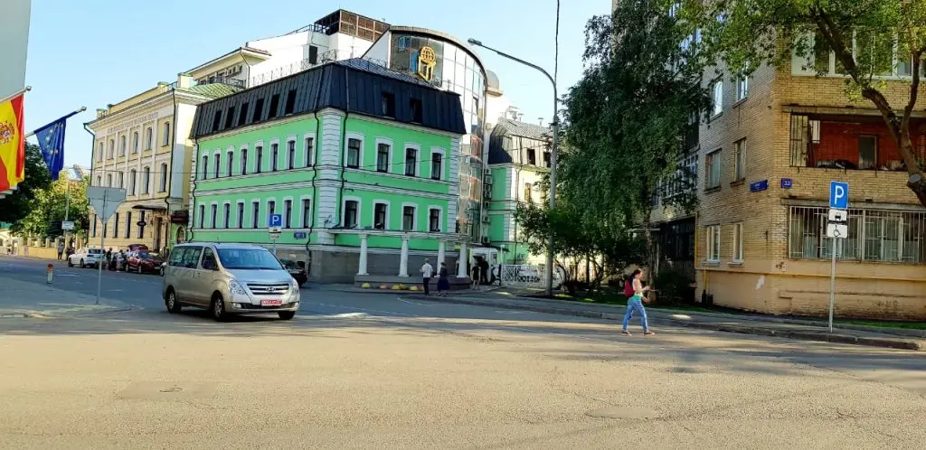 Москва: Serpuhovskaya Apartments