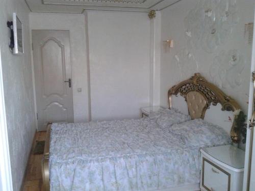 Сочи: Ostrovskogo 35 11 Apartments