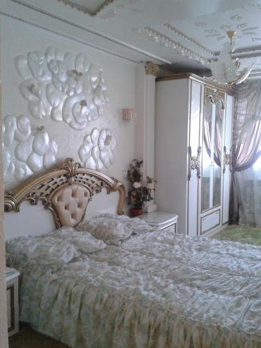 Сочи: Ostrovskogo 35 11 Apartments