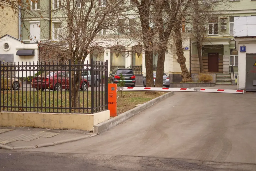 Москва: Na Arbate 9 2 Apartments