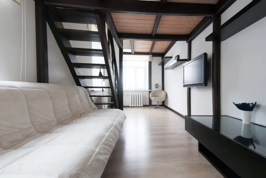 Москва: Tverskaya Two Storied Studio Apartments