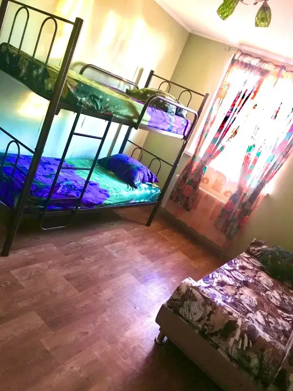 Керчь: Na Chernyishevskogo 21-2 Apartments