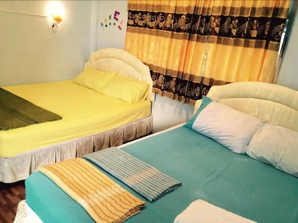 Хуахин: Variety D-Day Hostel  Hua-Hin
