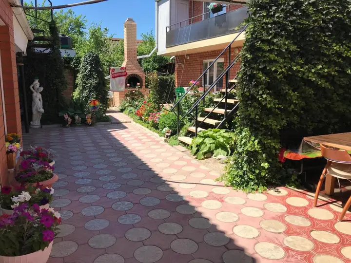 Ейск: Guest House Aleksandra
