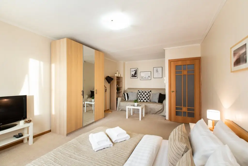 Москва: Starokonyushennyij Pereulok Apartments