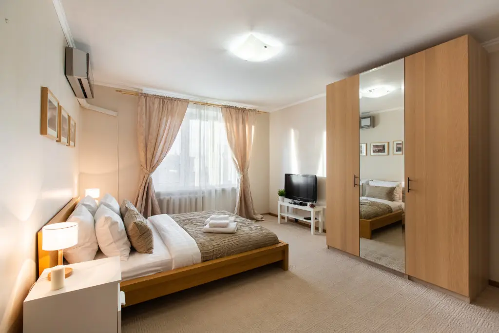 Москва: Starokonyushennyij Pereulok Apartments