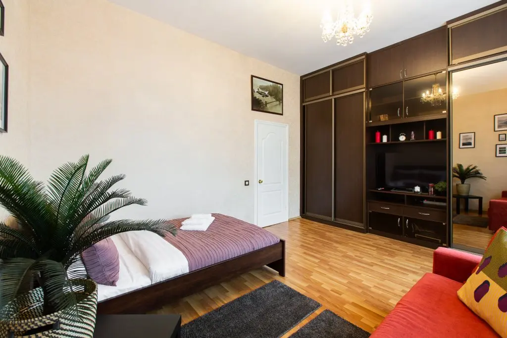 Москва: Sadovaya Samotyochnaya 5 2 Apartments