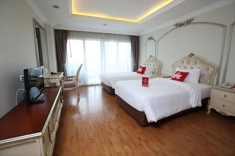 Паттайя: Zen Rooms Phothisan Soi 4