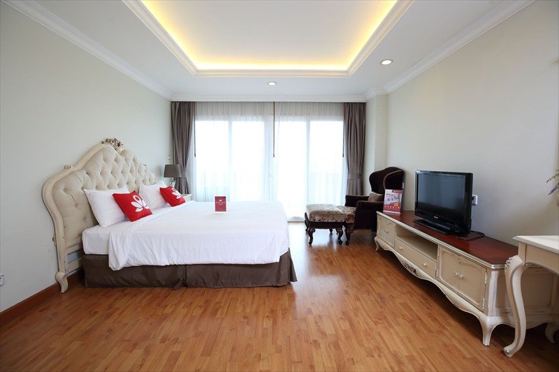 Паттайя: Zen Rooms Phothisan Soi 4