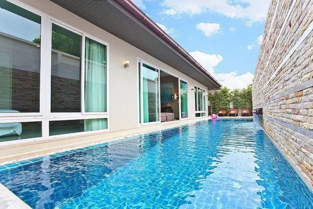 Паттайя: Villa Elysia No. C12 4 Bed
