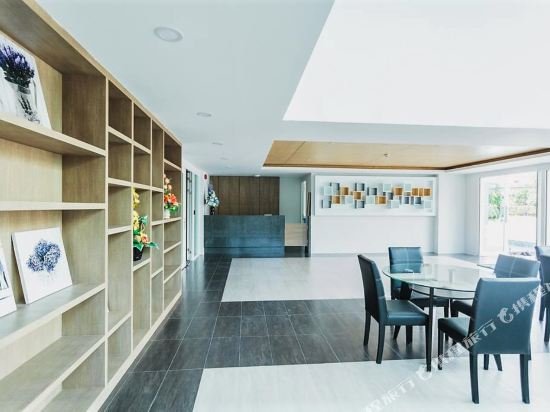 Кату: Ozone Condotel Apt 719