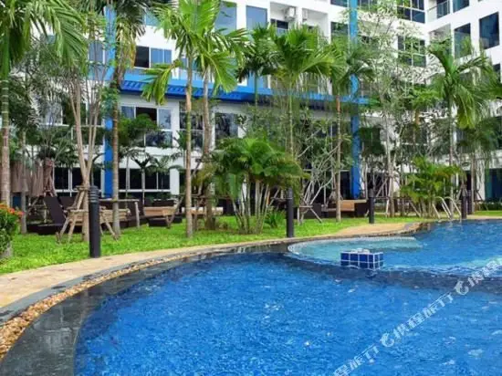 На Чом Тхиан: Nam Talay Condo 741