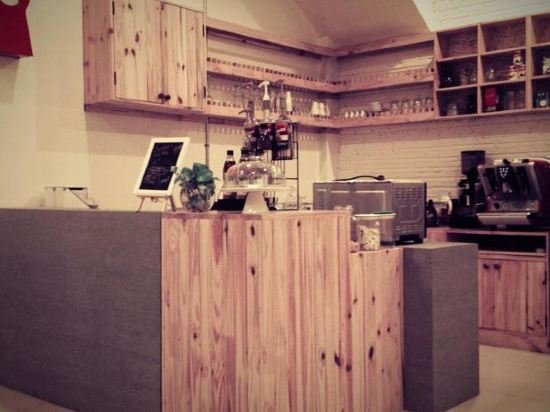 Муанг: 2W Cafe & Bed