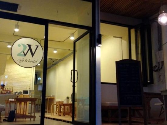 Муанг: 2W Cafe & Bed