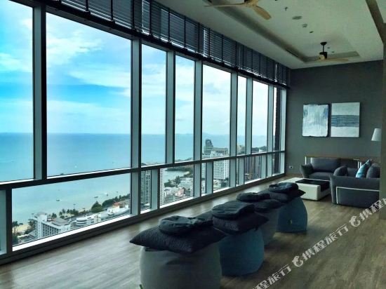 Паттайя: Pattaya Centric Swimming Pool Apartment