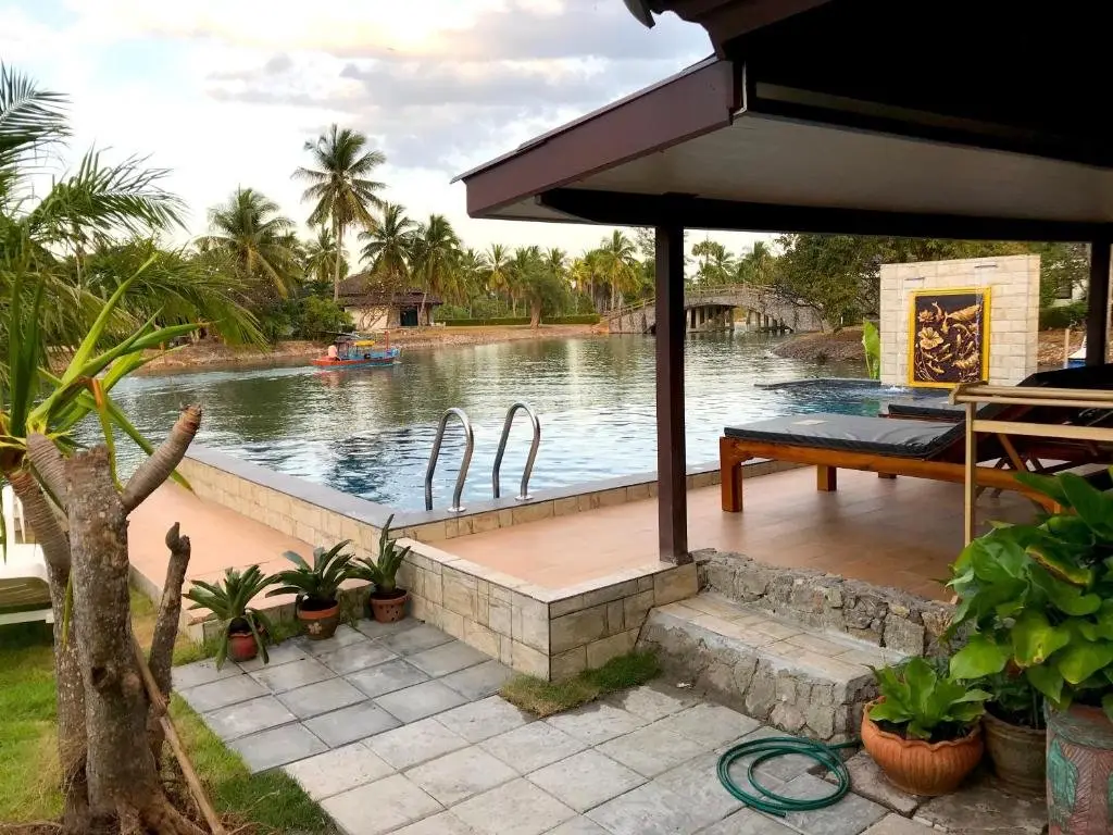 Клаенг: Rock Garden E28 Pool villa