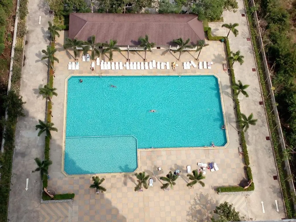 Паттайя: Large Studio,Fantastic Sea View, 55 m2 Jomtien beach.100m Beach. Swimming Pool.