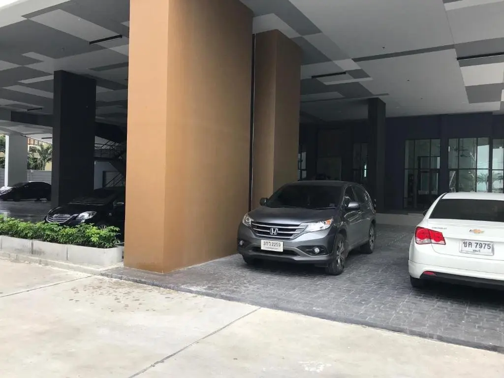 Паттайя: Kuno - 2Br, Beachfront Jomtien