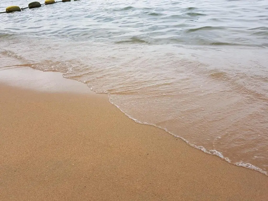 Паттайя: Kuno - 2Br, Beachfront Jomtien