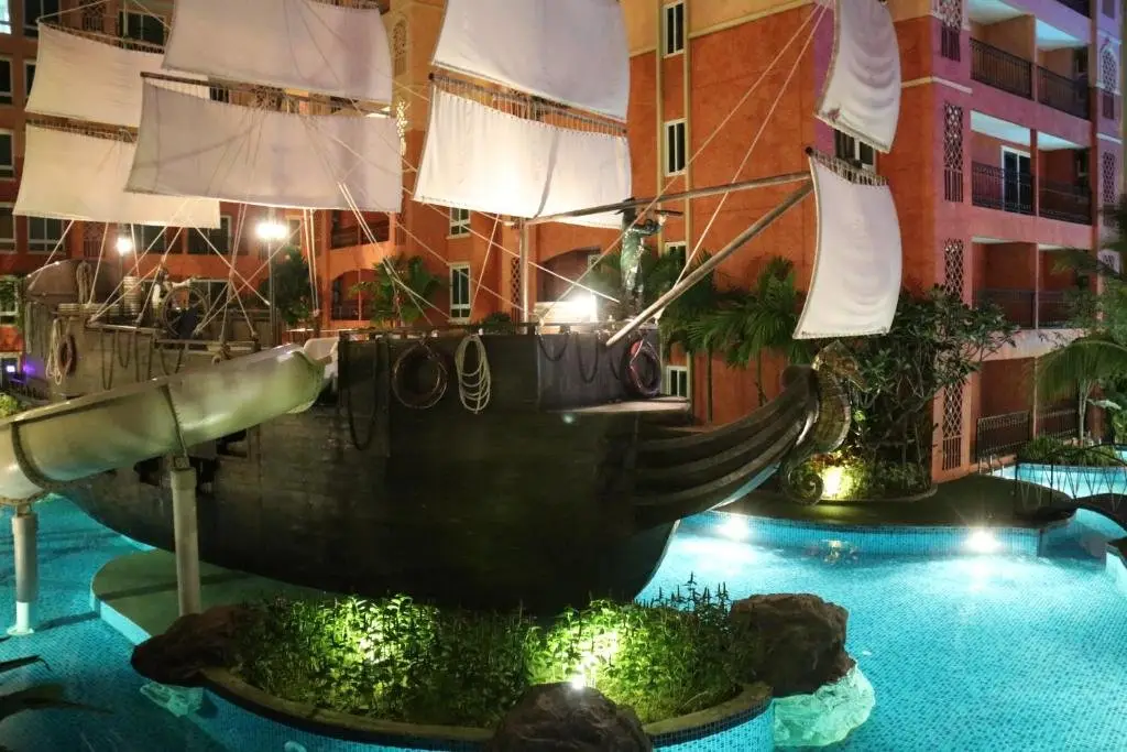 Паттайя: 7 seas apartments