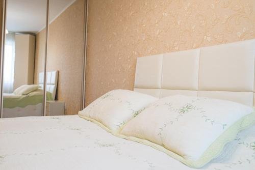 Караганда: Apartment On Bukhar Zhirau 58