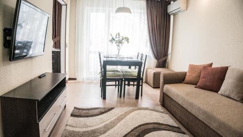 Караганда: Apartment On Bukhar Zhirau 58