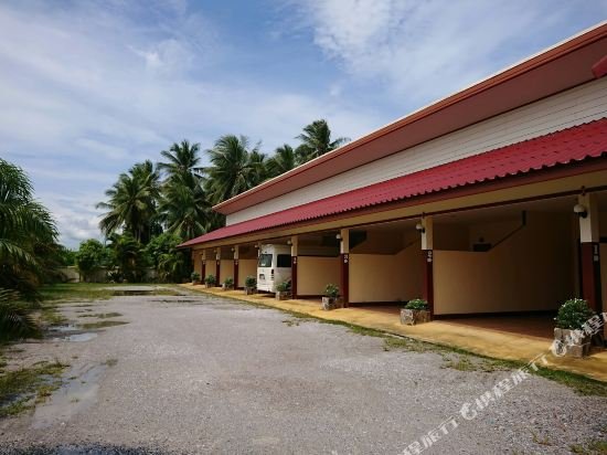 Ханом: Phutawan 2 Resort