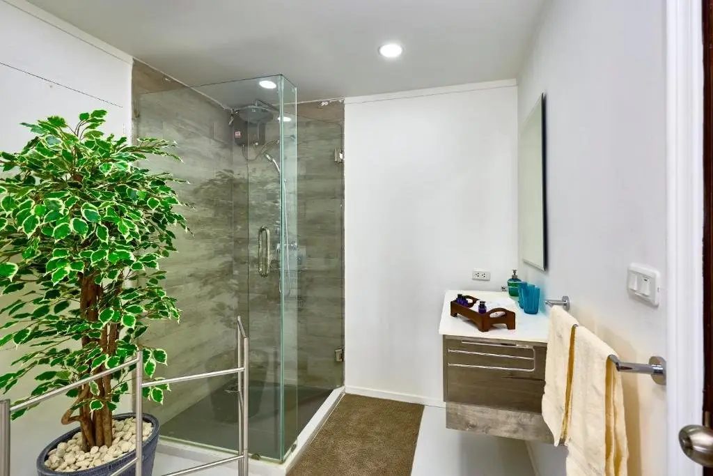 LUXURIOUS APARTMENT at VILLA NAVIN, 30's JOMTIEN BEACH — фото 1