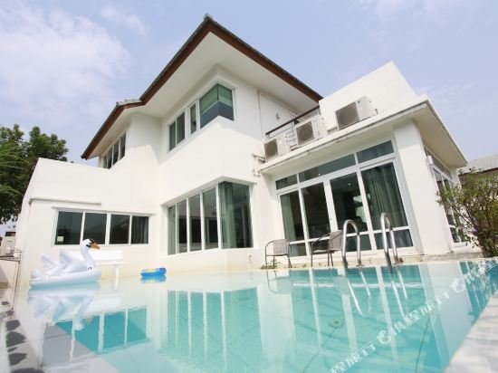 Паттайя: Anb Pool Villa Pattaya 4Br Beach Front